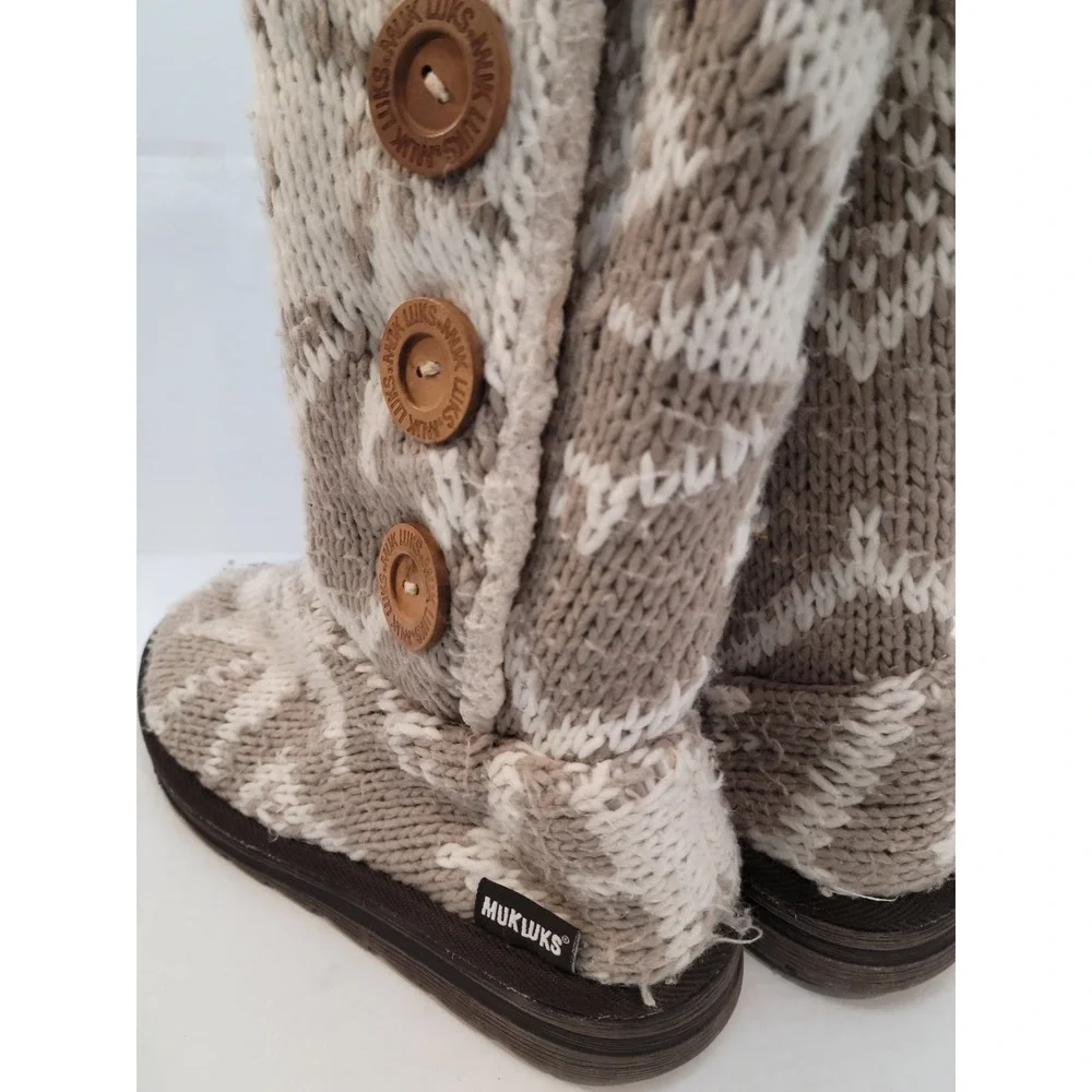 MUK LUKS‎ Knit Boots Women Size 7 Fair Isle Snowflake Taupe Button Tall Sherpa